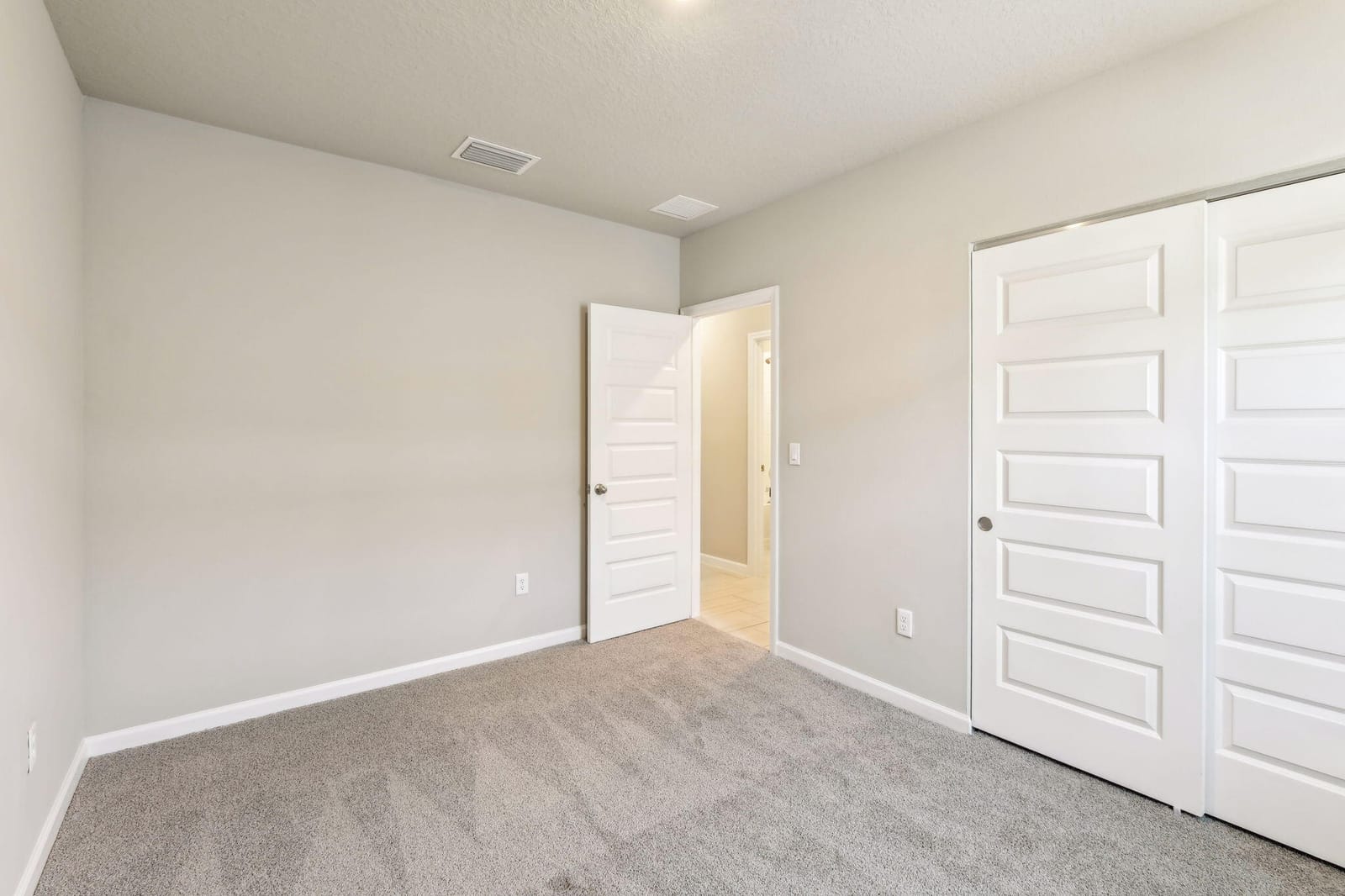5757 Hampton Park Circle, Vero Beach, FL 32966 photo 16
