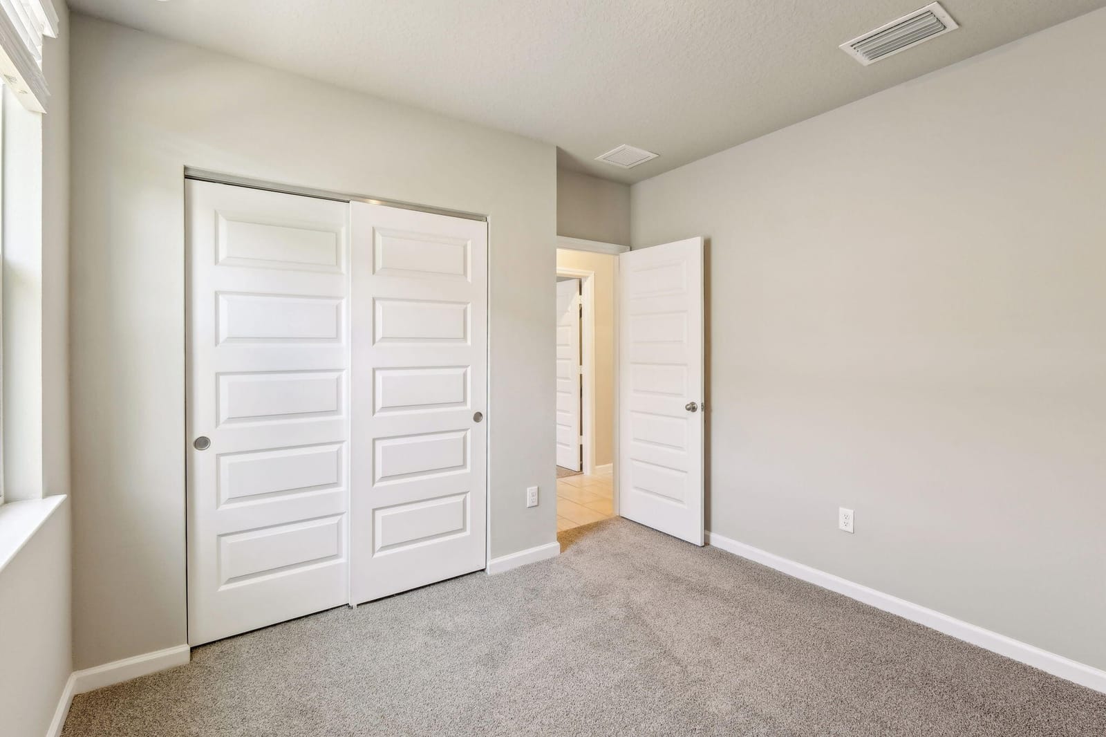 5757 Hampton Park Circle, Vero Beach, FL 32966 photo 18