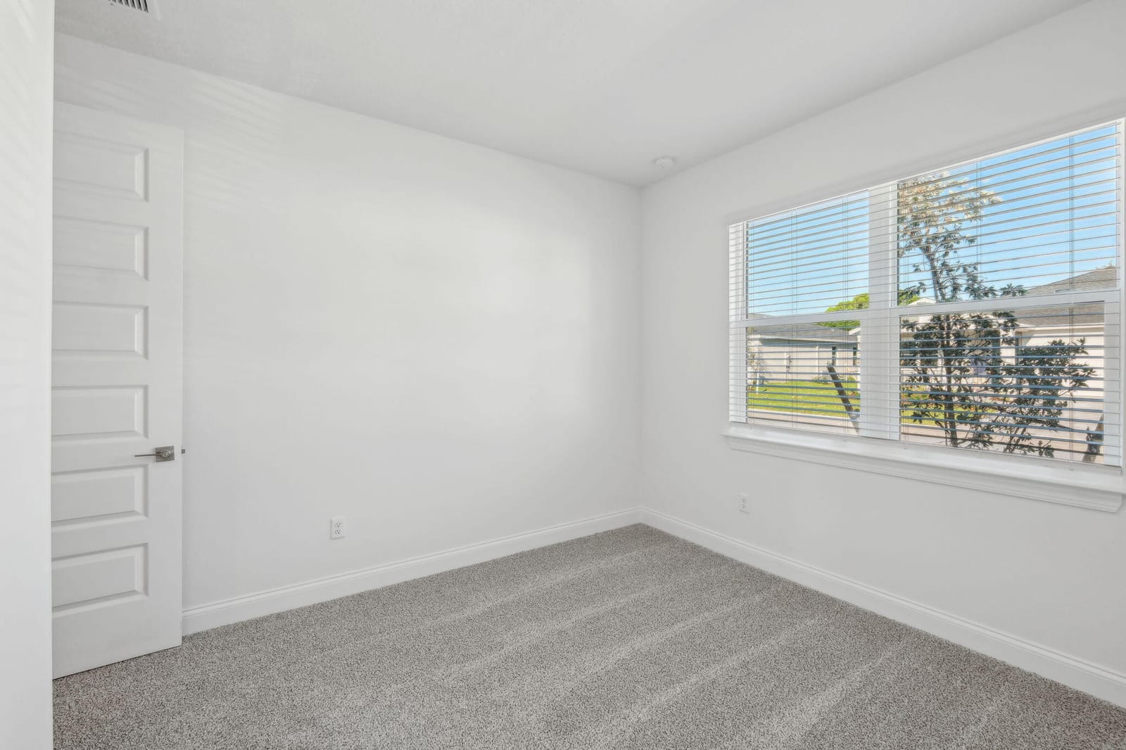 5684 Hampton Park Circle, Vero Beach, FL 32966 photo 14