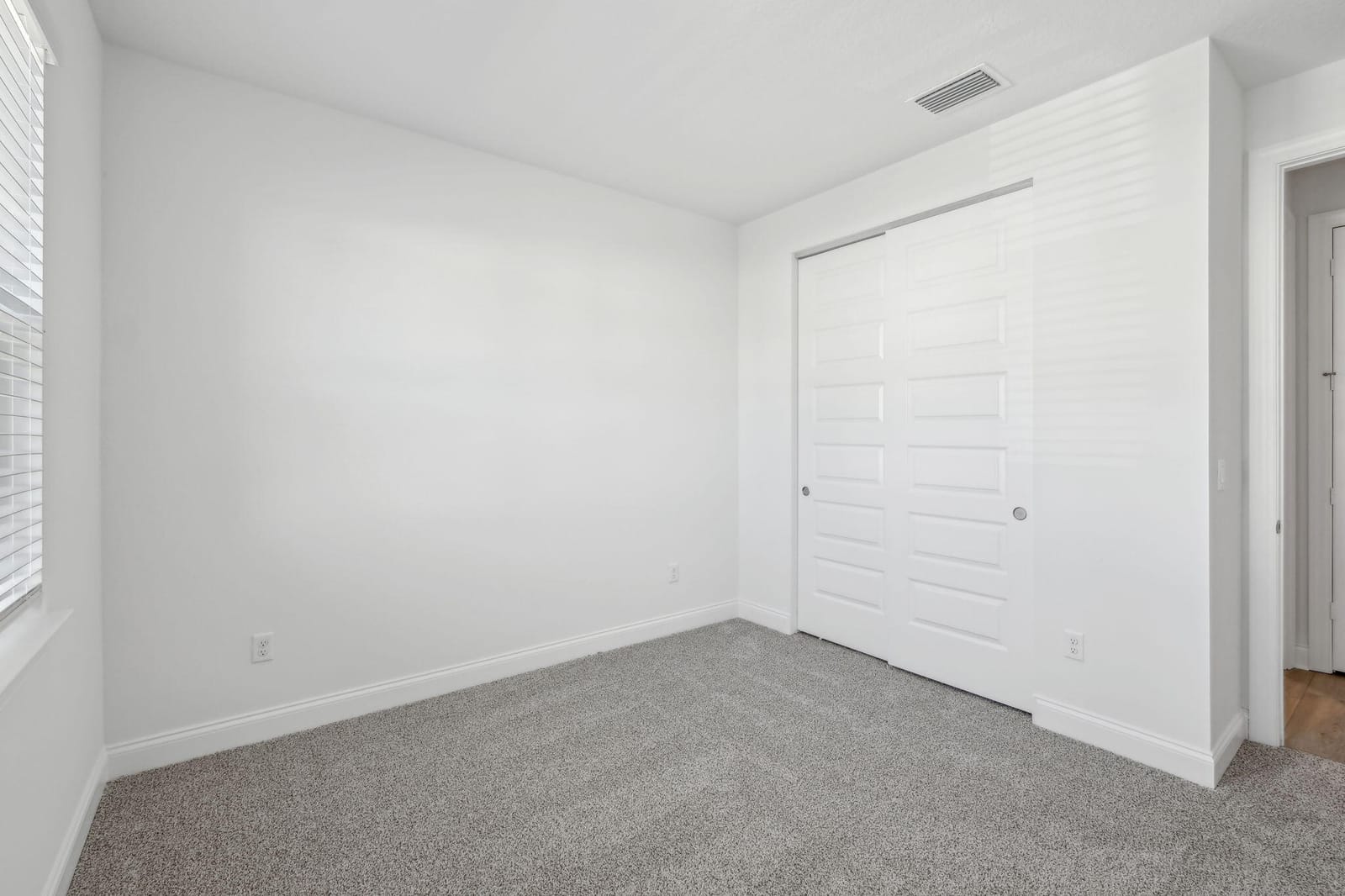 5684 Hampton Park Circle, Vero Beach, FL 32966 photo 15