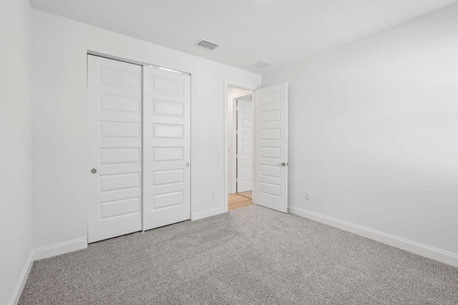 5684 Hampton Park Circle, Vero Beach, FL 32966 photo 21
