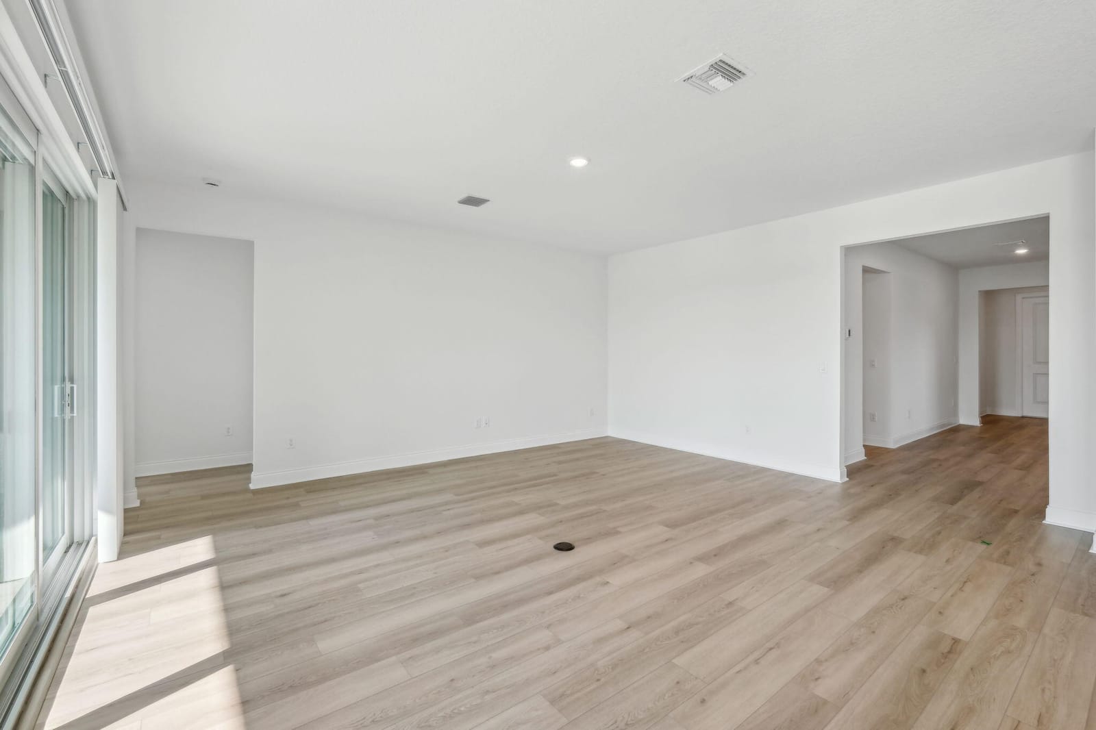 5684 Hampton Park Circle — photo 6