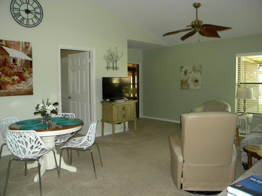 77 Via De Casas Norte, Boynton Beach, FL 33426 photo 3
