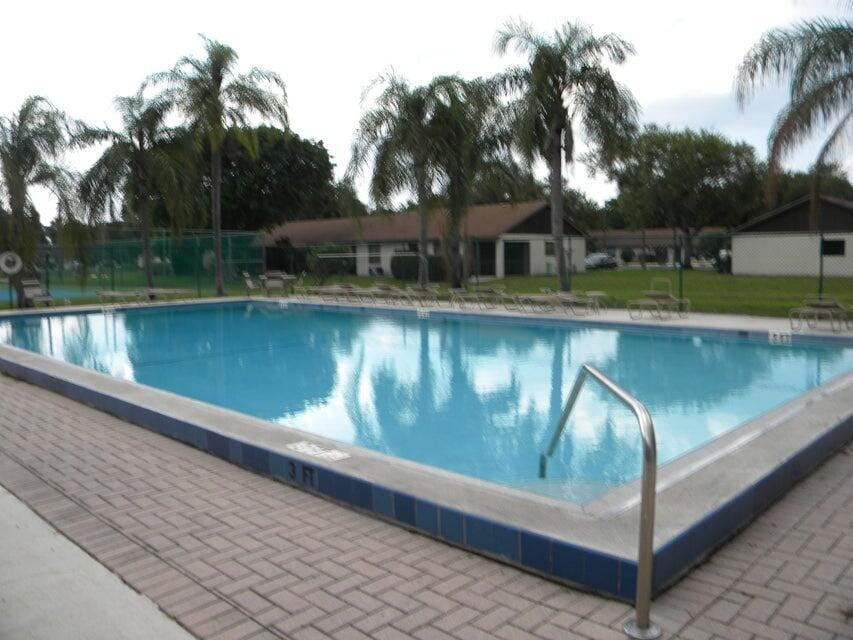 77 Via De Casas Norte, Boynton Beach, FL 33426 photo 22
