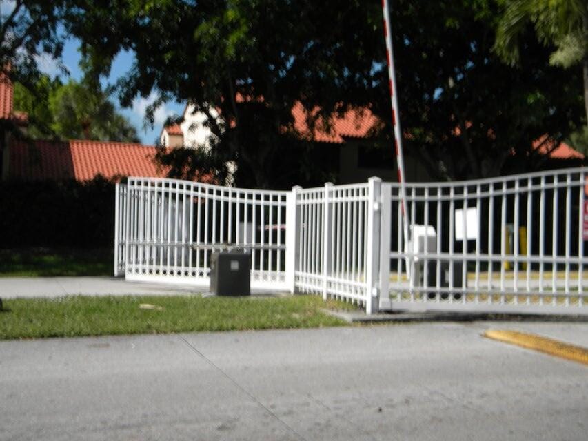 77 Via De Casas Norte, Boynton Beach, FL 33426 photo 7