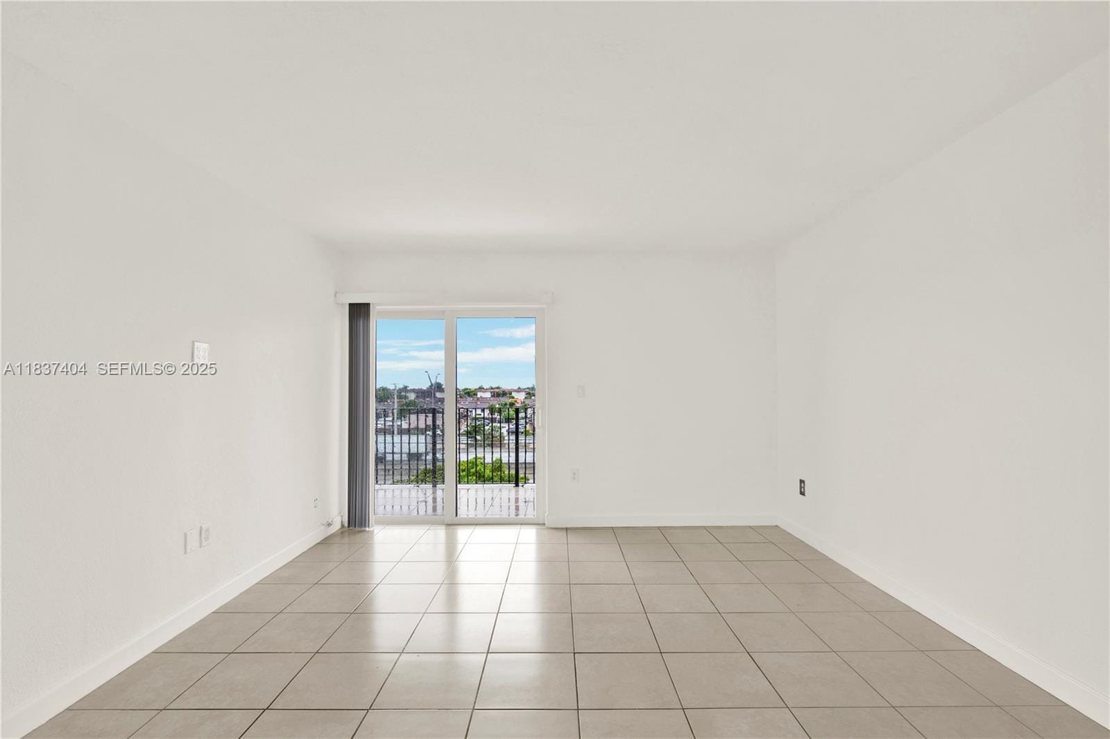 1990 W 56th Street 1407, Hialeah, FL 33012