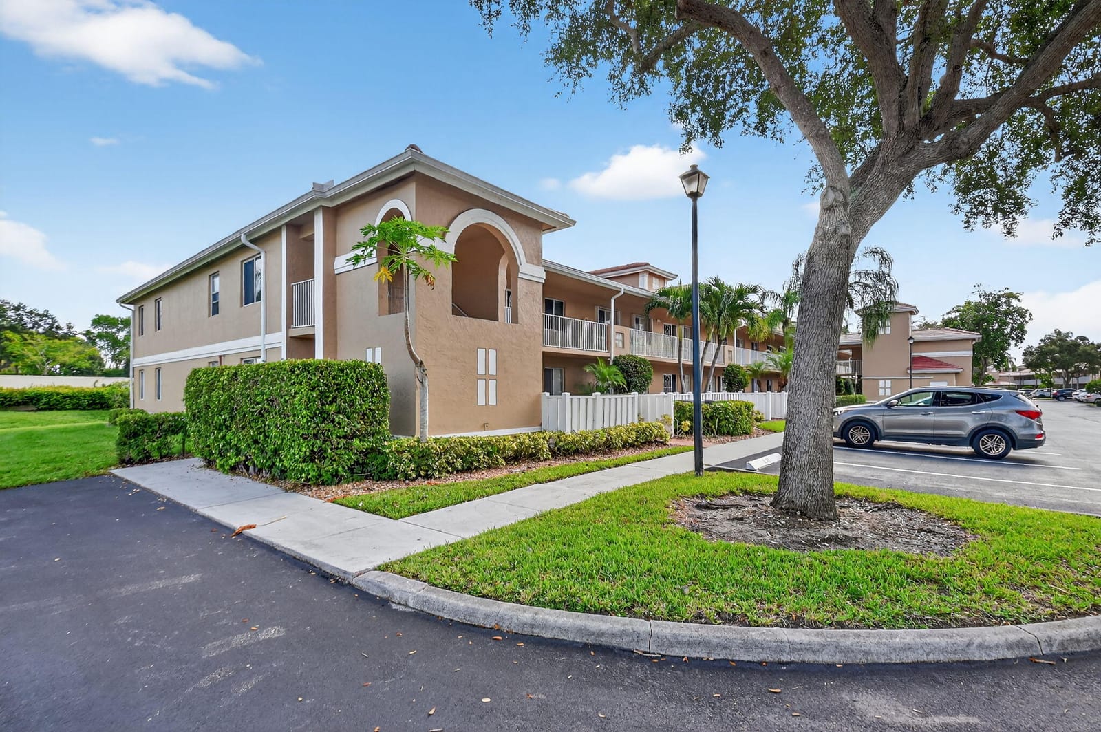 5951 Regal Glen Drive 201, Boynton Beach, FL 33437 photo 2