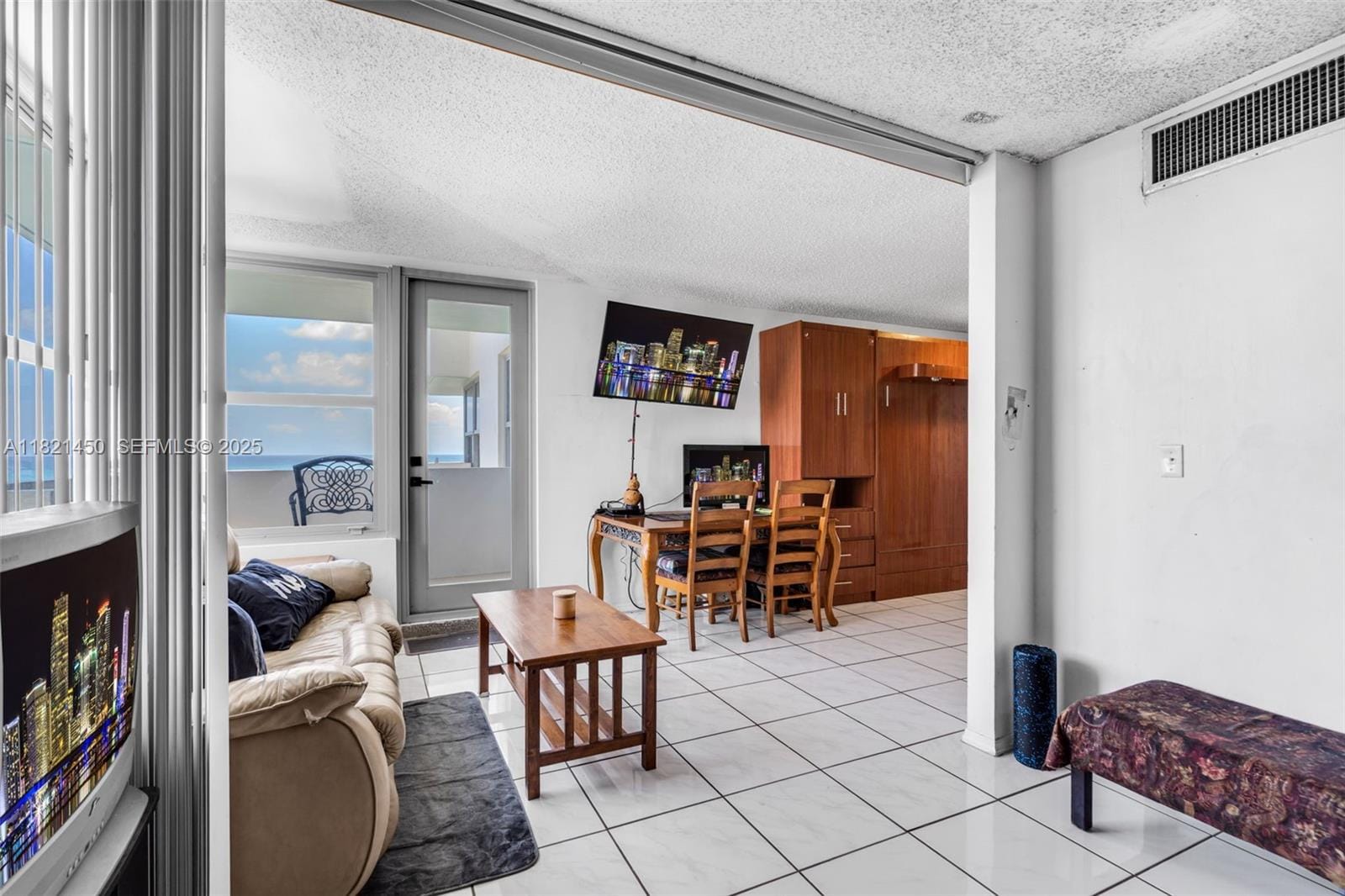 2899 Collins Avenue 821, Miami Beach, FL 33140 photo 12