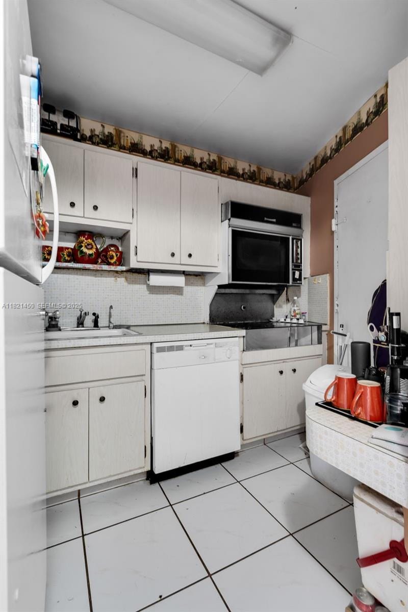 2899 Collins Avenue 821, Miami Beach, FL 33140 photo 16