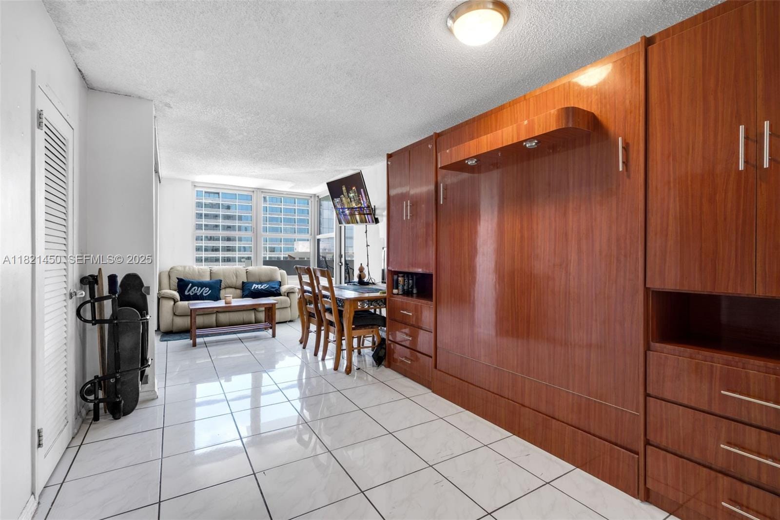 2899 Collins Avenue 821, Miami Beach, FL 33140 photo 7