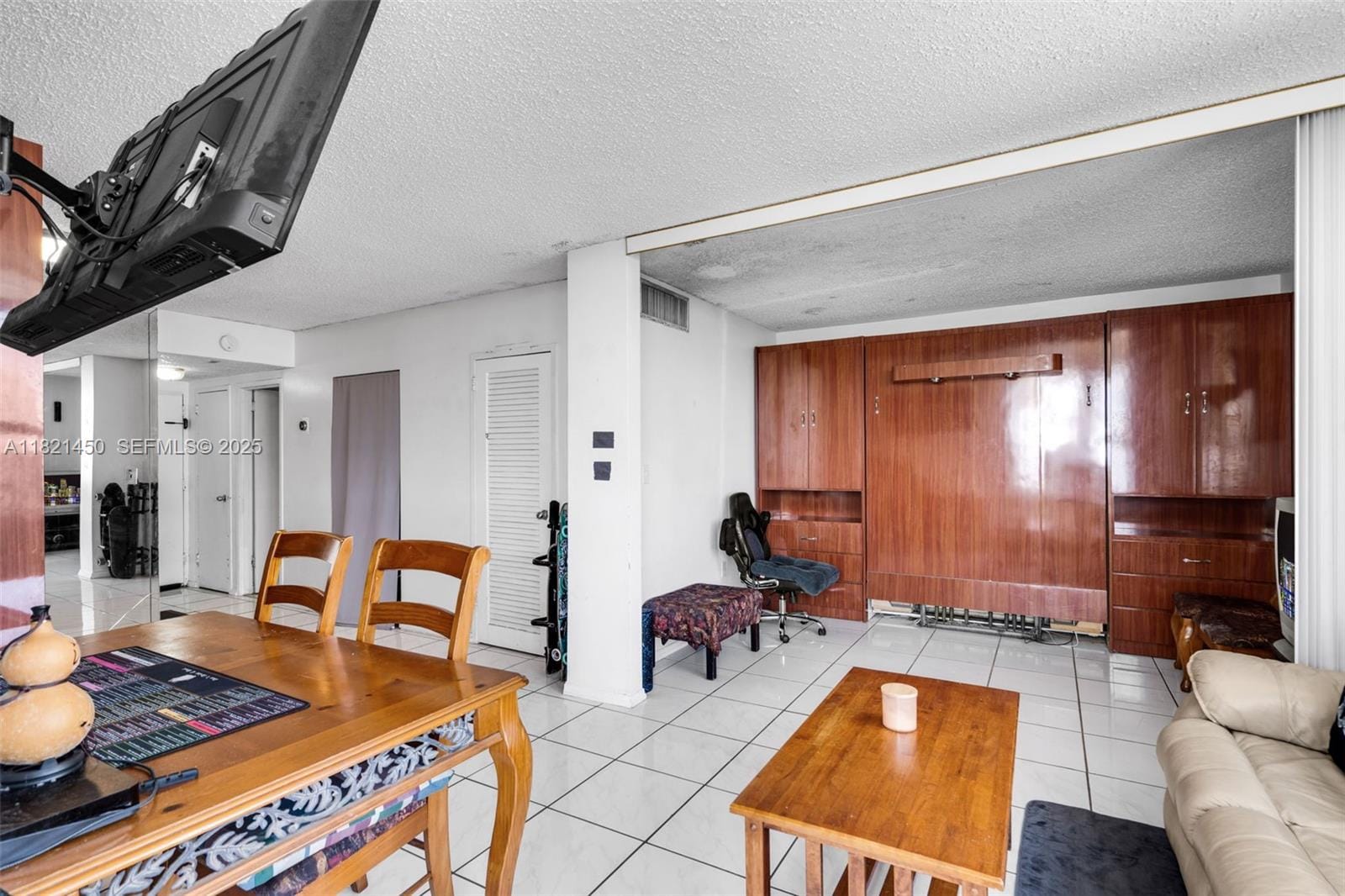 2899 Collins Avenue 821, Miami Beach, FL 33140 photo 10