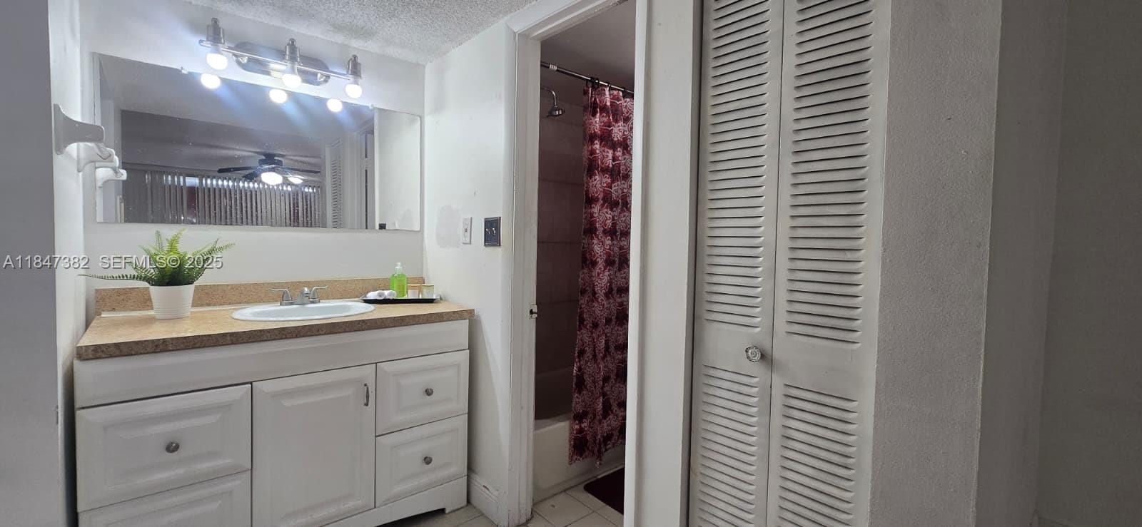 1750 W 56th Street 231, Hialeah, FL 33012 photo 13