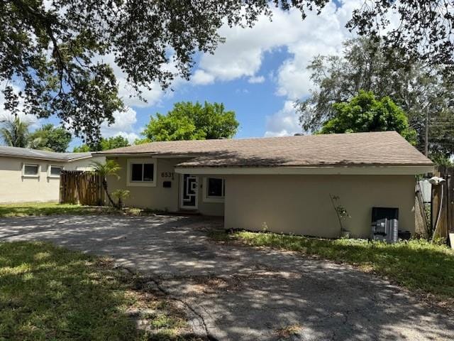 6531 Harding Street, Hollywood, FL 33024