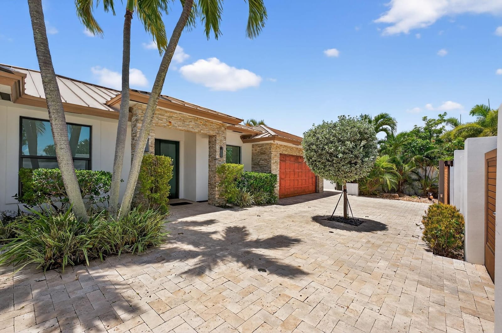 2460 NE 36th Street, Fort Lauderdale, FL 33308 photo 3