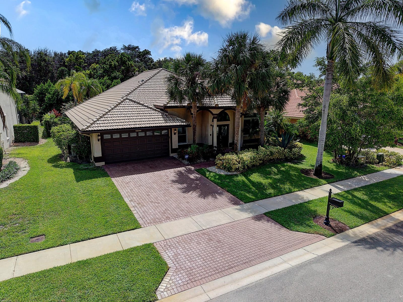 19923 Dinner Key Drive, Boca Raton, FL 33498 photo 1