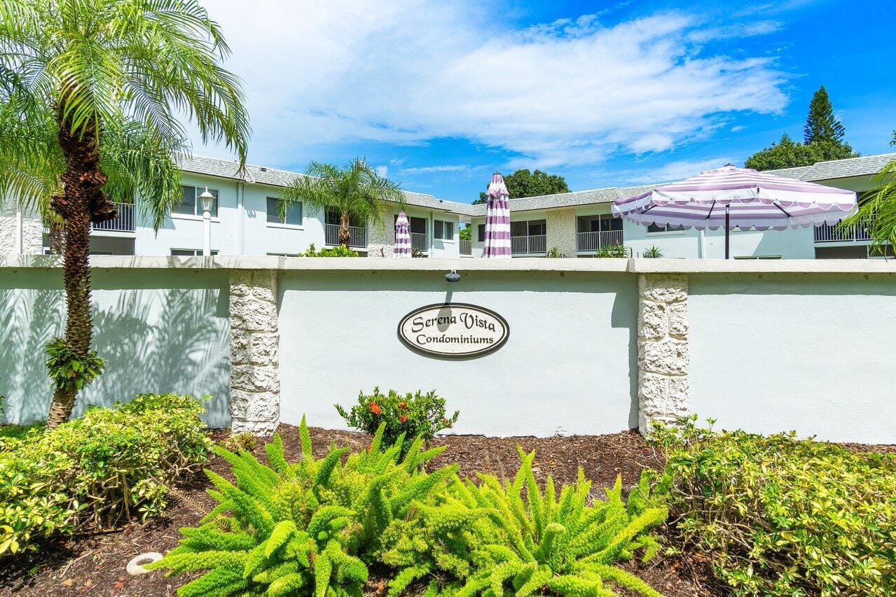 1 bedroom home for sale at 207 Tropic Isle, Delray Beach, FL 33483 — $229,000