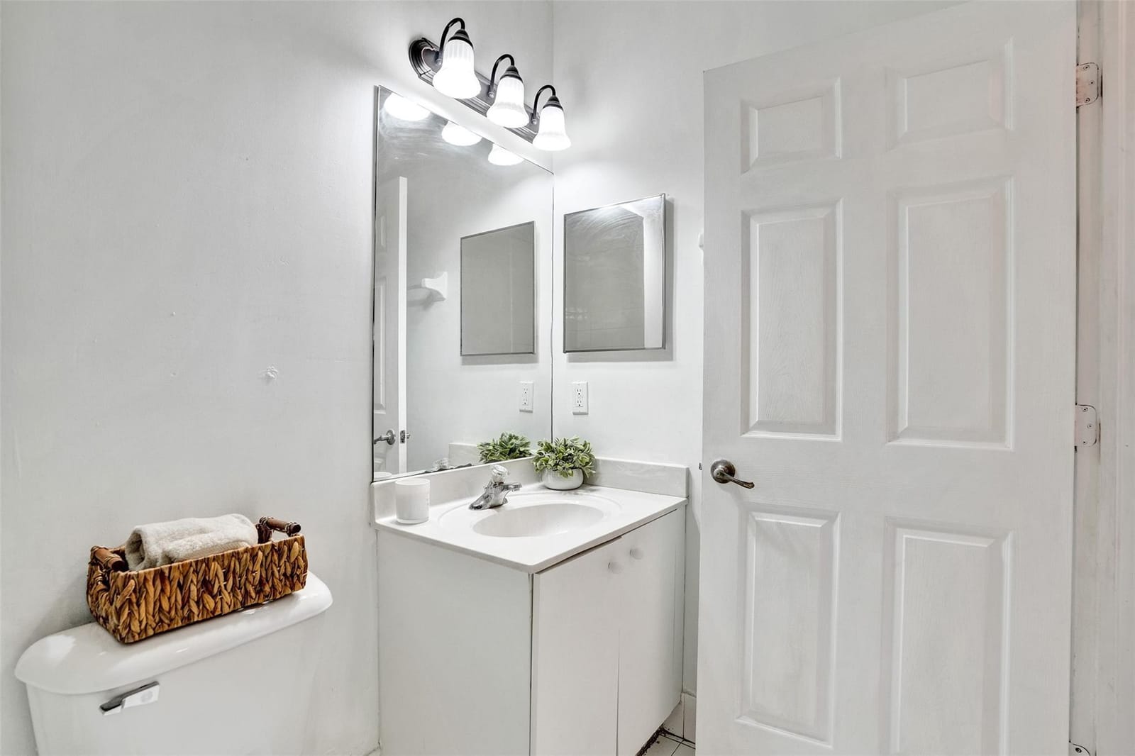 2242 NE 42nd Avenue, Homestead, FL 33033 photo 25