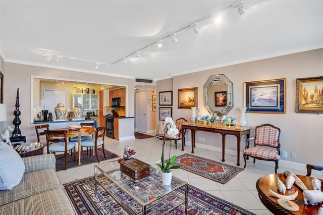 3333 NE 34th Street 1106, Fort Lauderdale, FL 33308