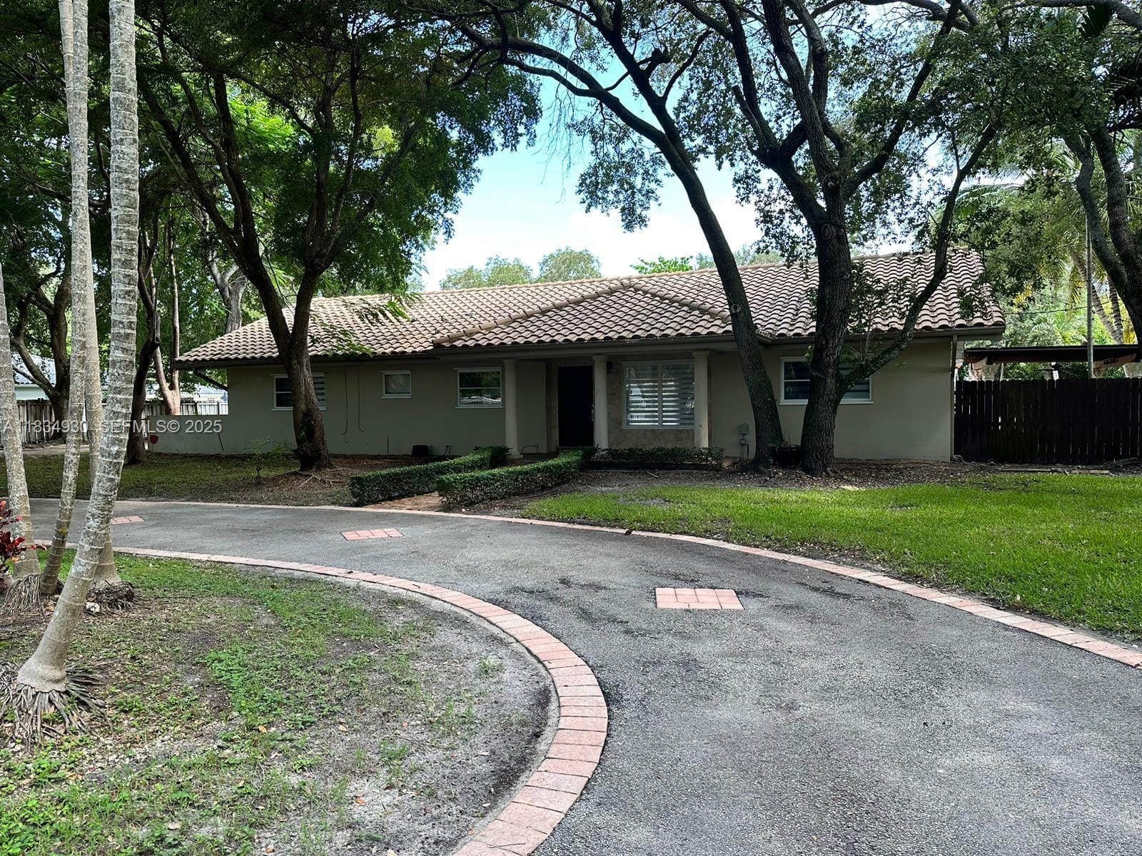 8755 SW 96th Street, Miami, FL 33176 photo 2