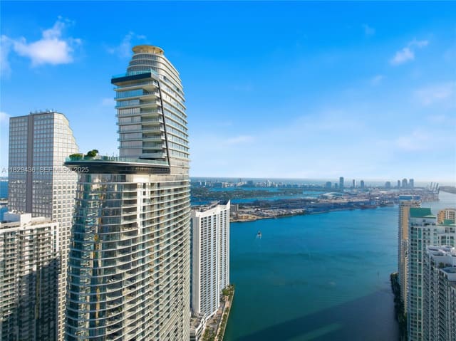 300 Biscayne Boulevard Way 5009W, sold in Aston Martin, Miami, FL