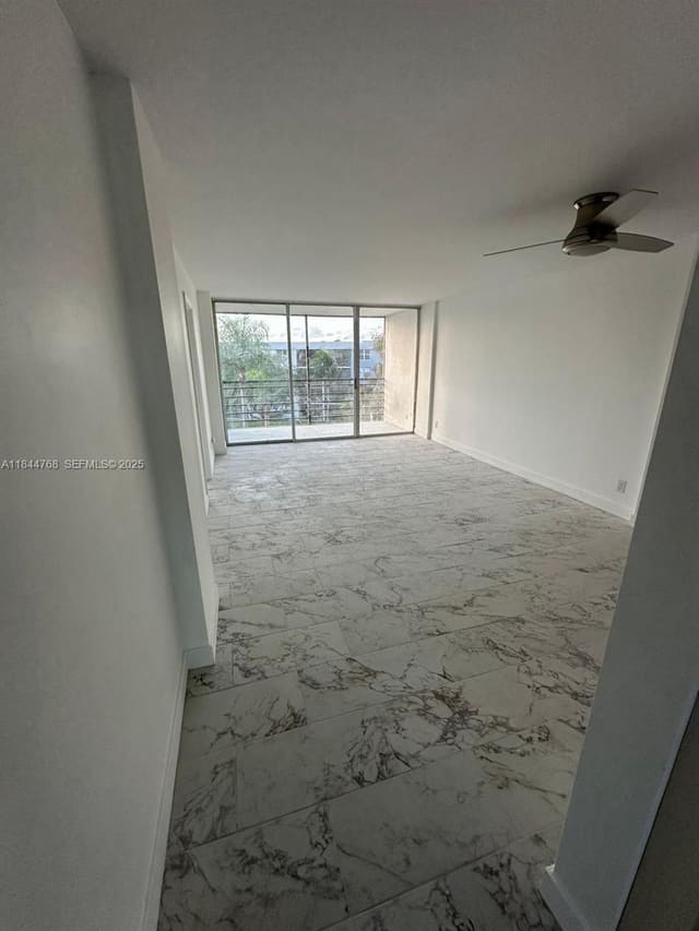114 Royal Park Drive 4A, Oakland Park, FL 33309