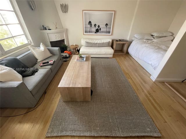 750 Espanola Way 4, sold in Espanola Court Condo, Miami Beach, FL