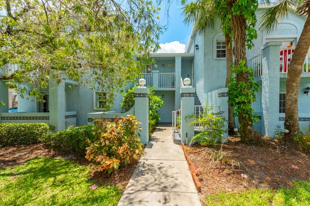 1629 SE Green Acres Circle 202, Port St. Lucie, FL 34952