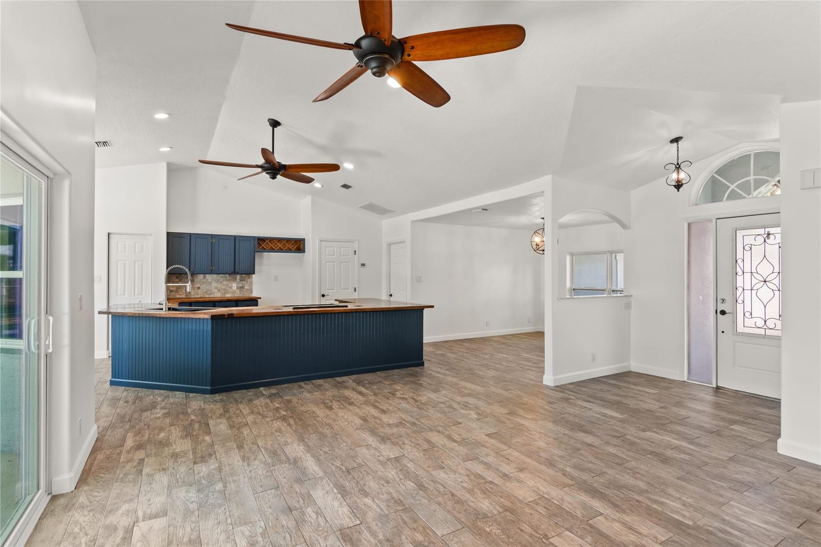 431 Azine Terrace — photo 10