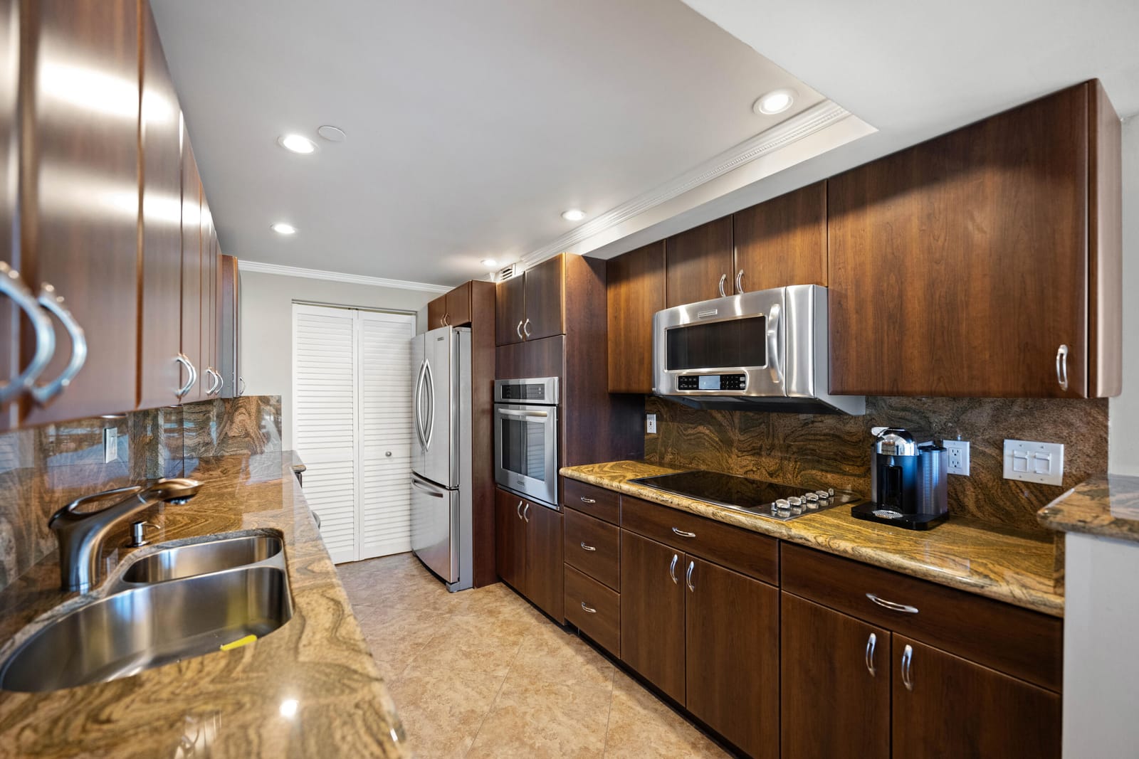 859 Jeffery Street 804, Boca Raton, FL 33487 photo 12
