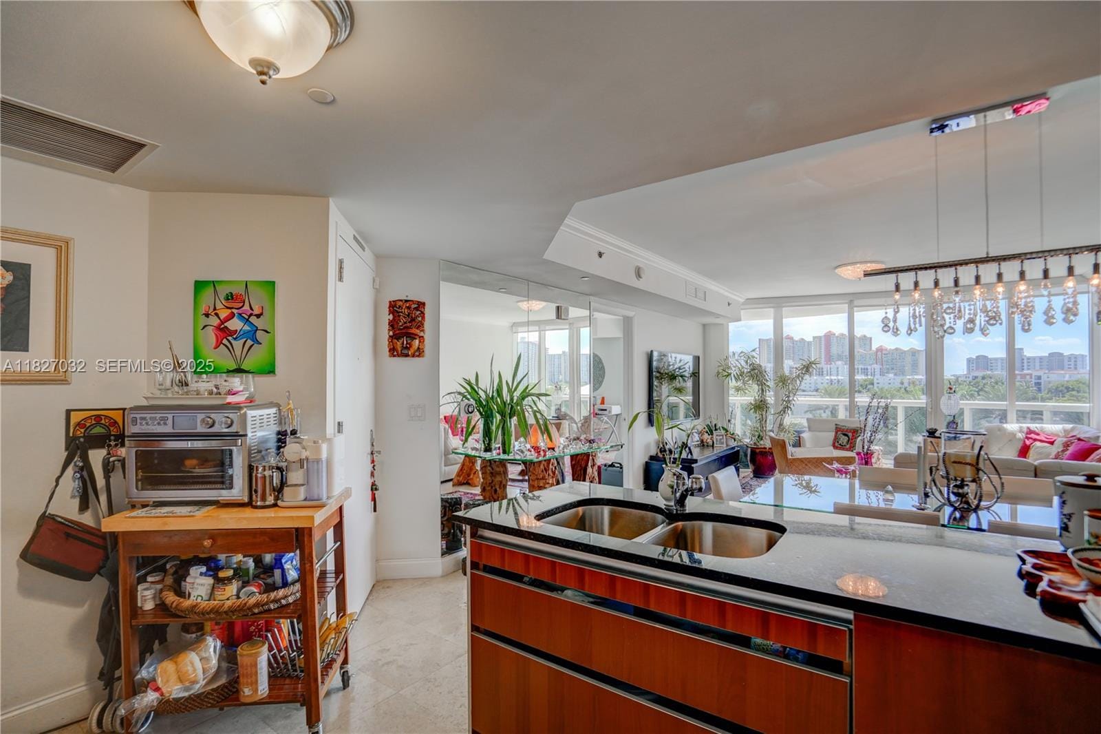17201 Collins Avenue 509, Sunny Isles Beach, FL 33160 photo 5