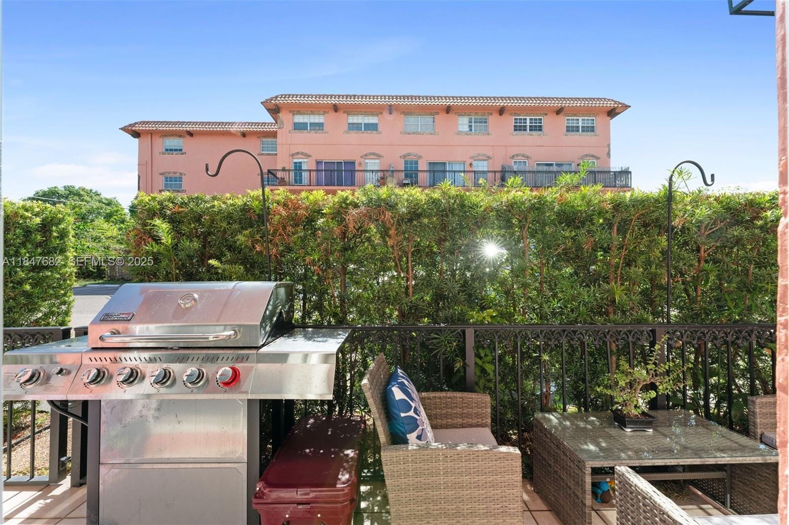 670 Tennis Club Drive 110, Fort Lauderdale, FL 33311 photo 25