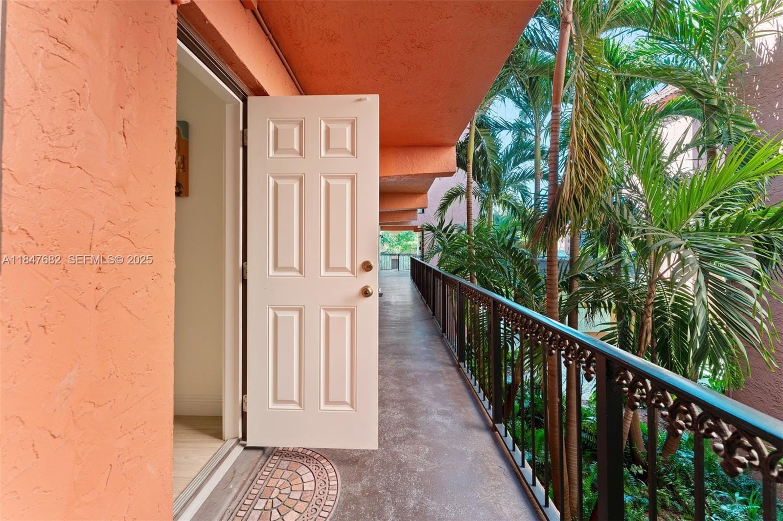 670 Tennis Club Drive 110, Fort Lauderdale, FL 33311 photo 30