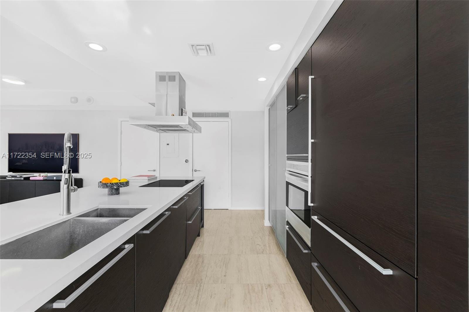 1445 16th Street 703, Miami Beach, FL 33139 photo 17