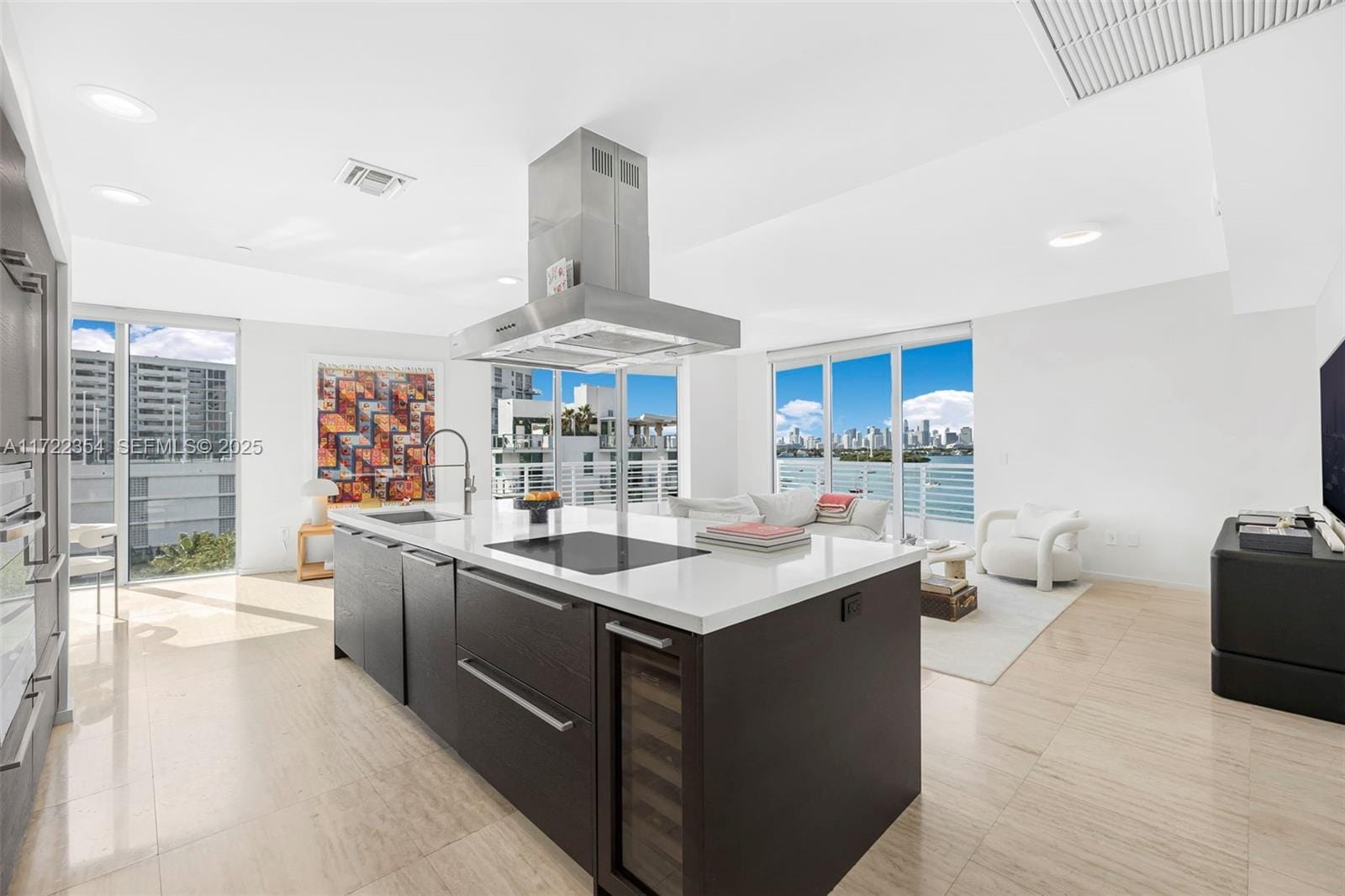 1445 16th Street 703, Miami Beach, FL 33139 photo 3