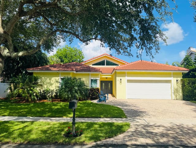 4155 NW 25th Way NW, sold in Boca Tierra 1st Sec, Boca Raton, FL