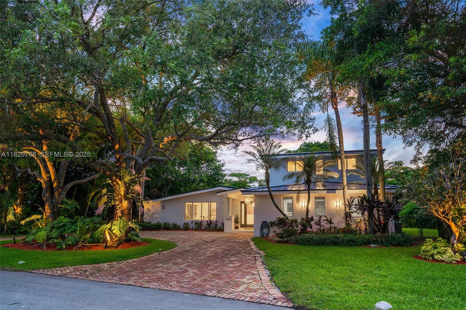 11900 SW 70th Avenue, Pinecrest, FL 33156