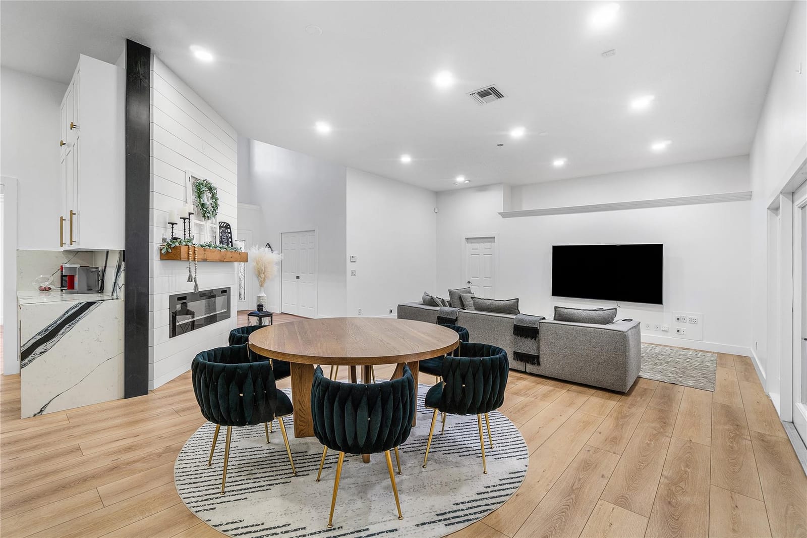 14117 N 74th Street — photo 10