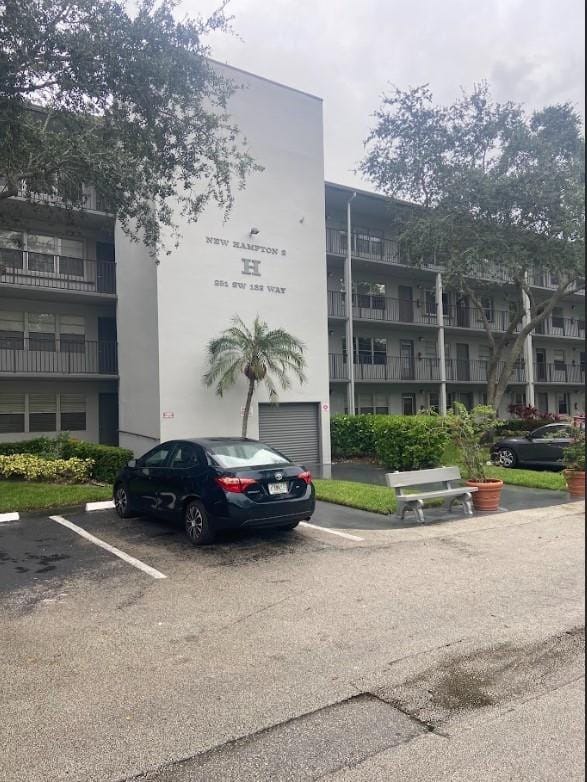 251 SW 132nd Way 308H, Pembroke Pines, FL 33027