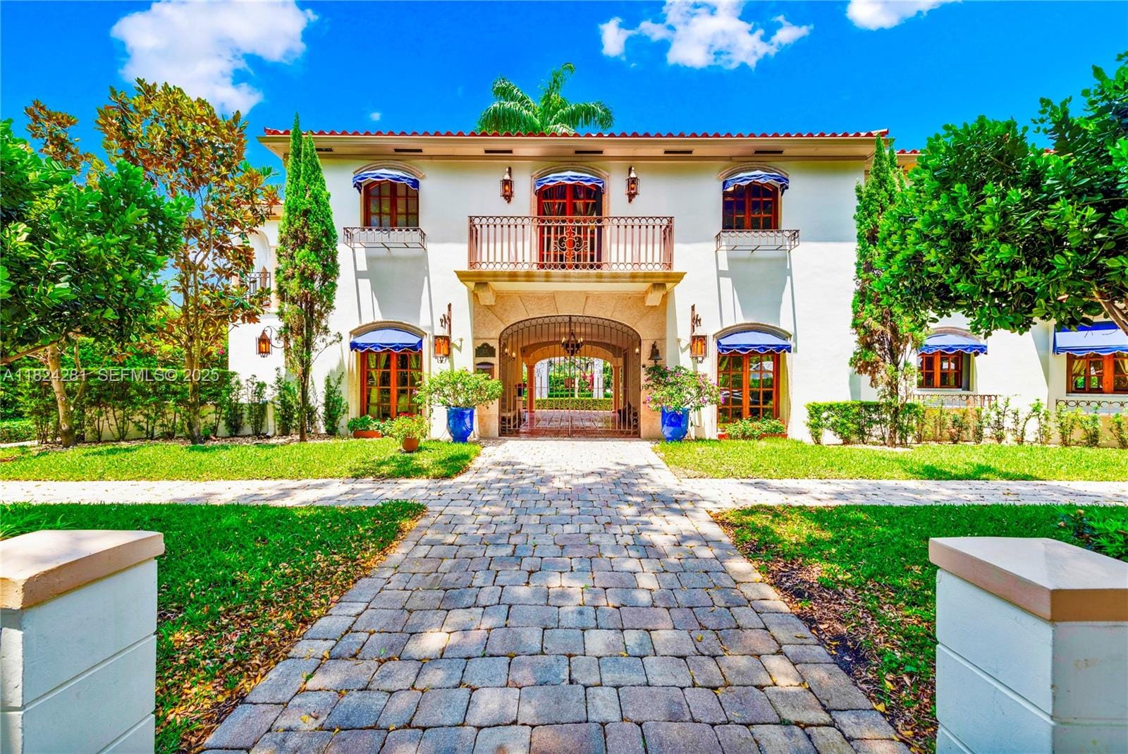 111 Aledo Avenue, Coral Gables, FL 33134 photo 1