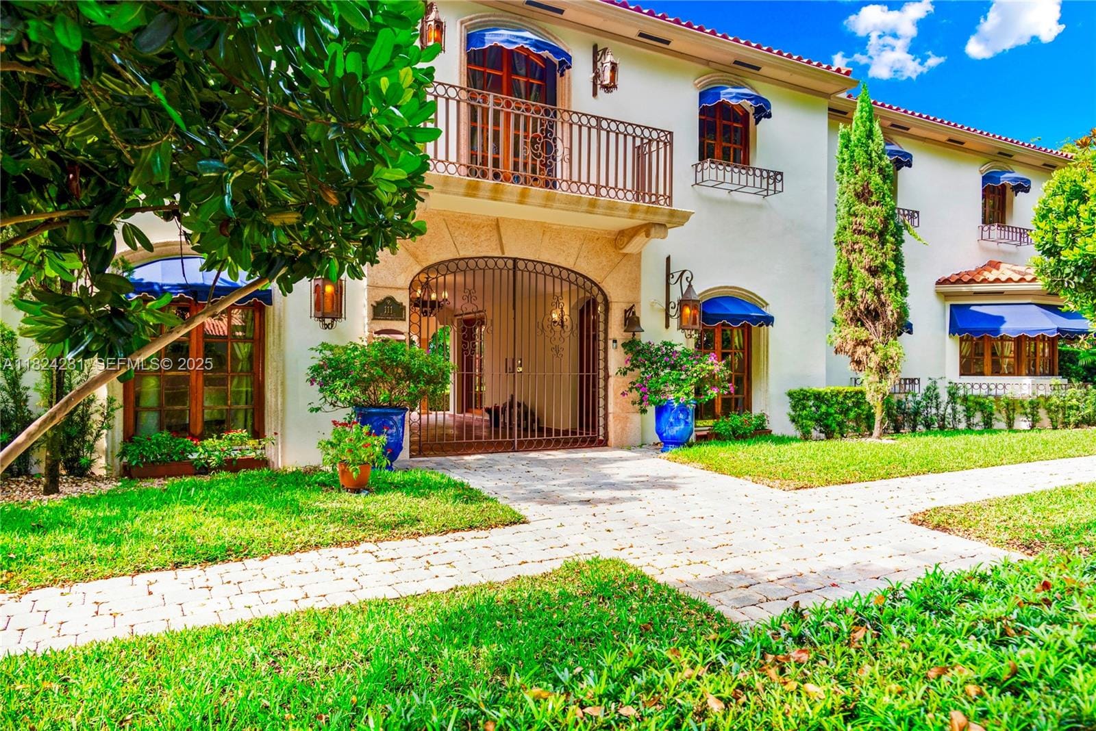 111 Aledo Avenue, Coral Gables, FL 33134 photo 4