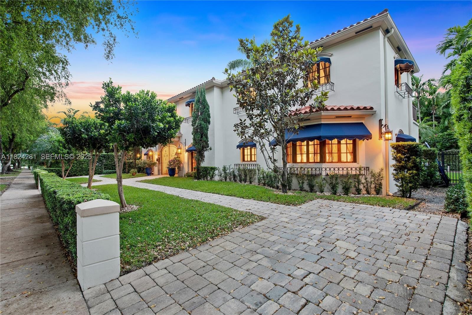 111 Aledo Avenue, Coral Gables, FL 33134 photo 8