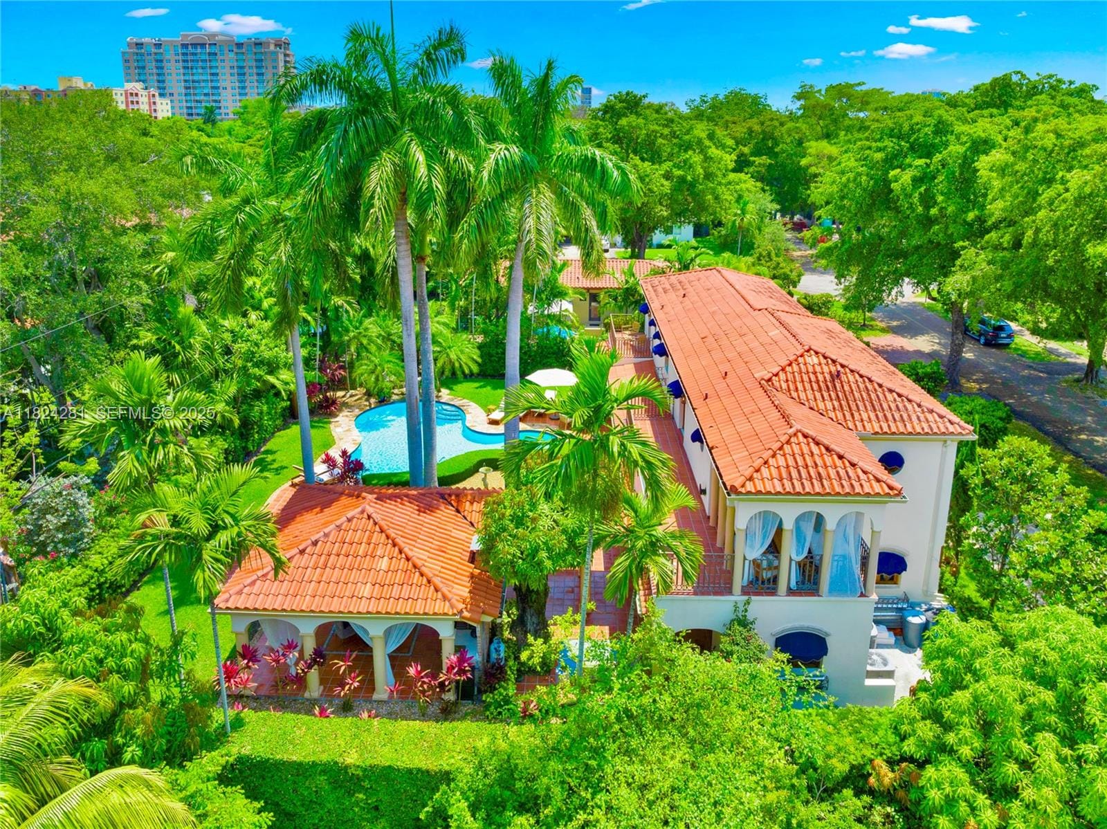 111 Aledo Avenue, Coral Gables, FL 33134 photo 10