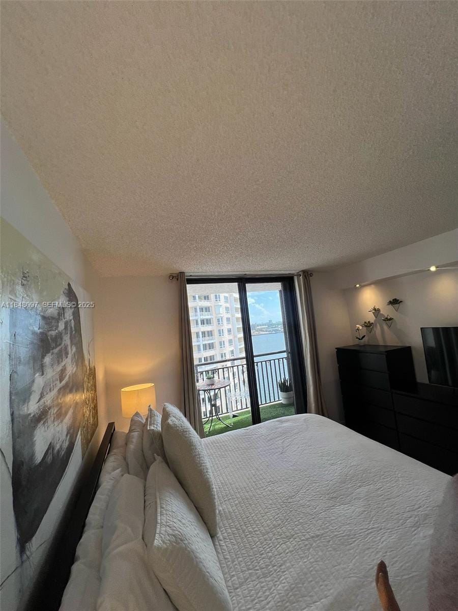 540 Brickell Key Drive 1524, Miami, FL 33131 photo 17
