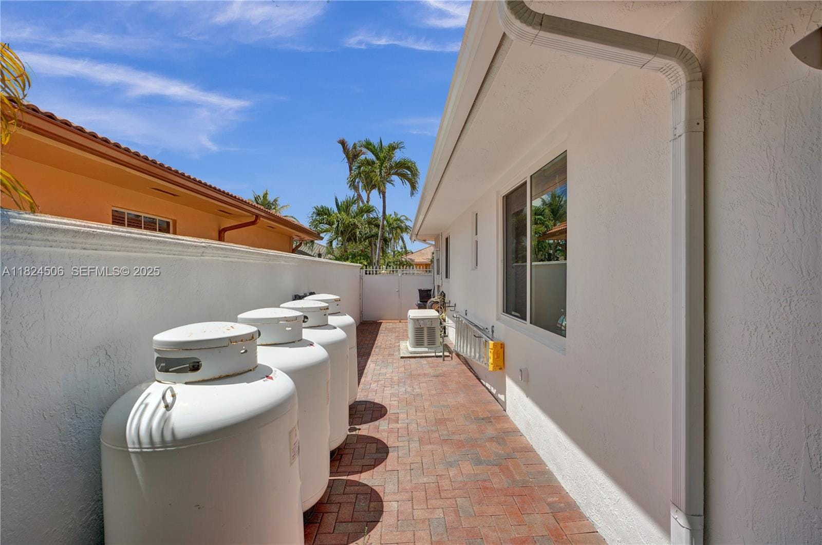 14241 SW 30th Street, Miami, FL 33175 photo 20