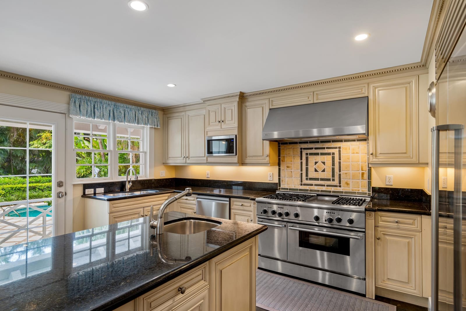 6 Via Vizcaya, Palm Beach, FL 33480 photo 13