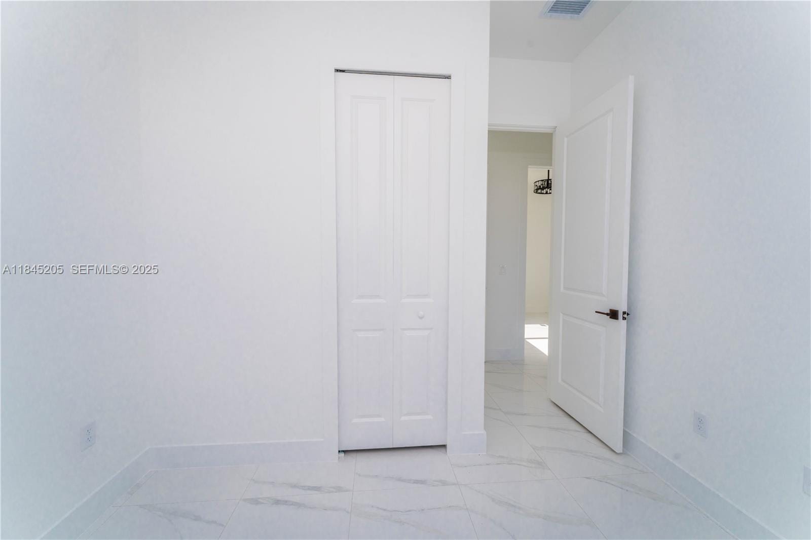 919 Glenn Avenue, Lehigh Acres, FL 33972 photo 12