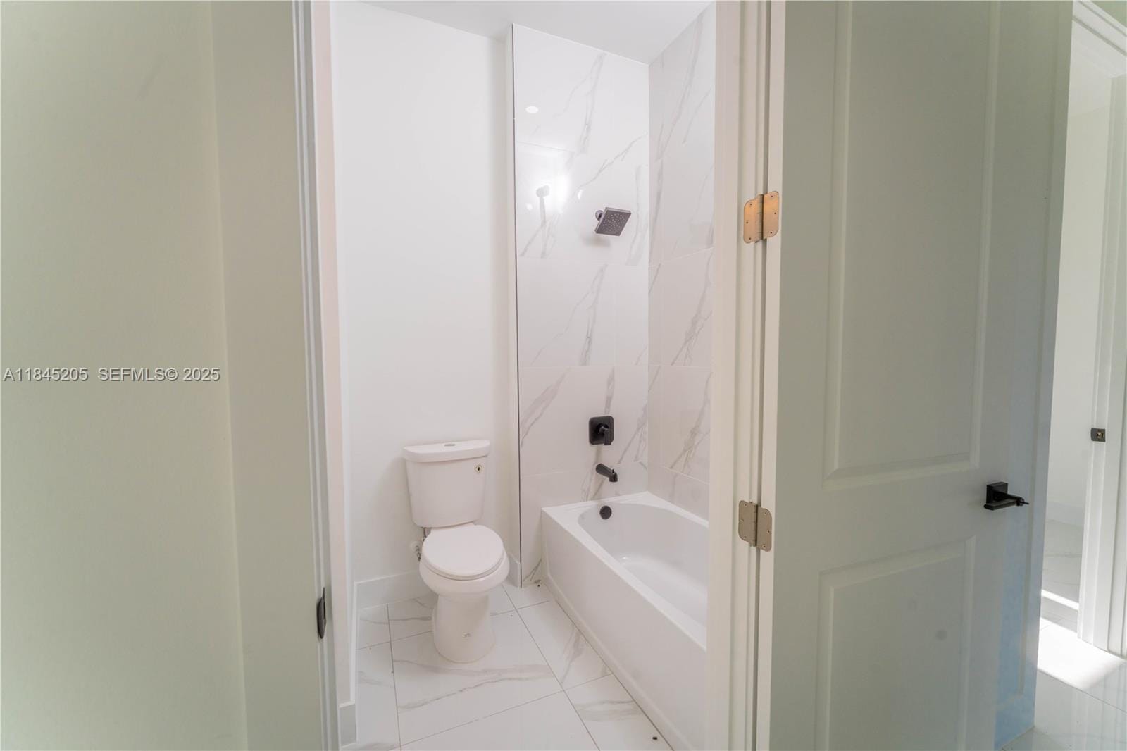 919 Glenn Avenue, Lehigh Acres, FL 33972 photo 8