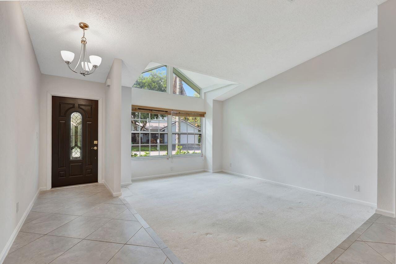 5395 Pine Circle — photo 5