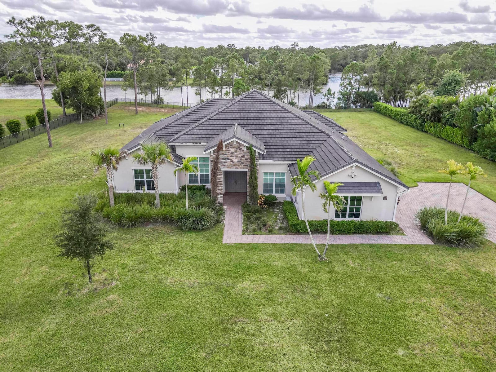 10184 Calabrese Trail, Jupiter, FL 33478