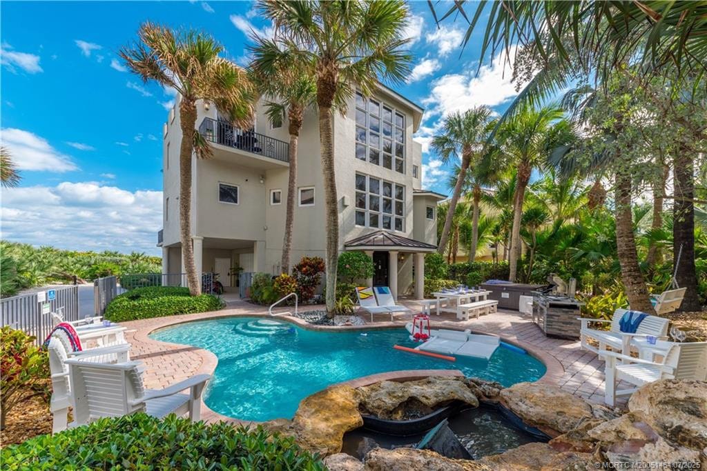 4643 NE Ocean Boulevard — photo 2